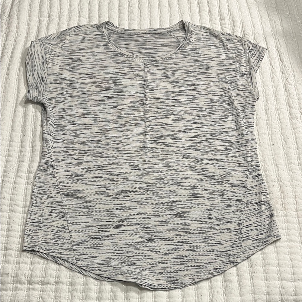 Lululemon Athletica Gray Short Sleeve Tee